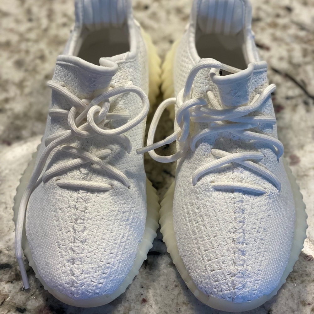 yeezy boost 350 v2 cream white